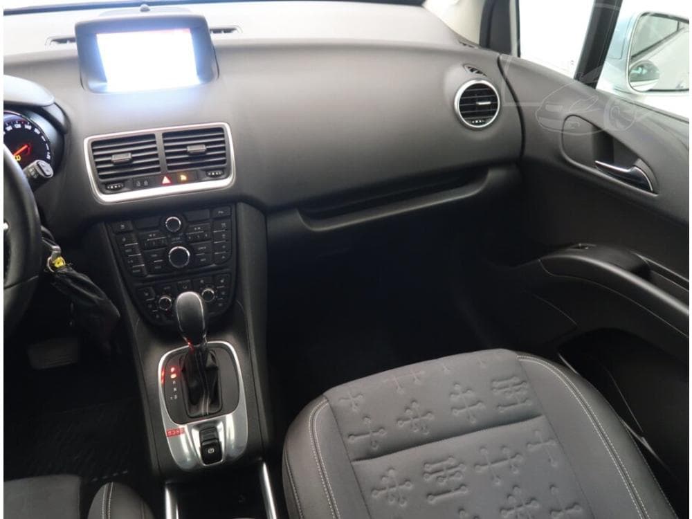 2016 Opel Meriva - 8