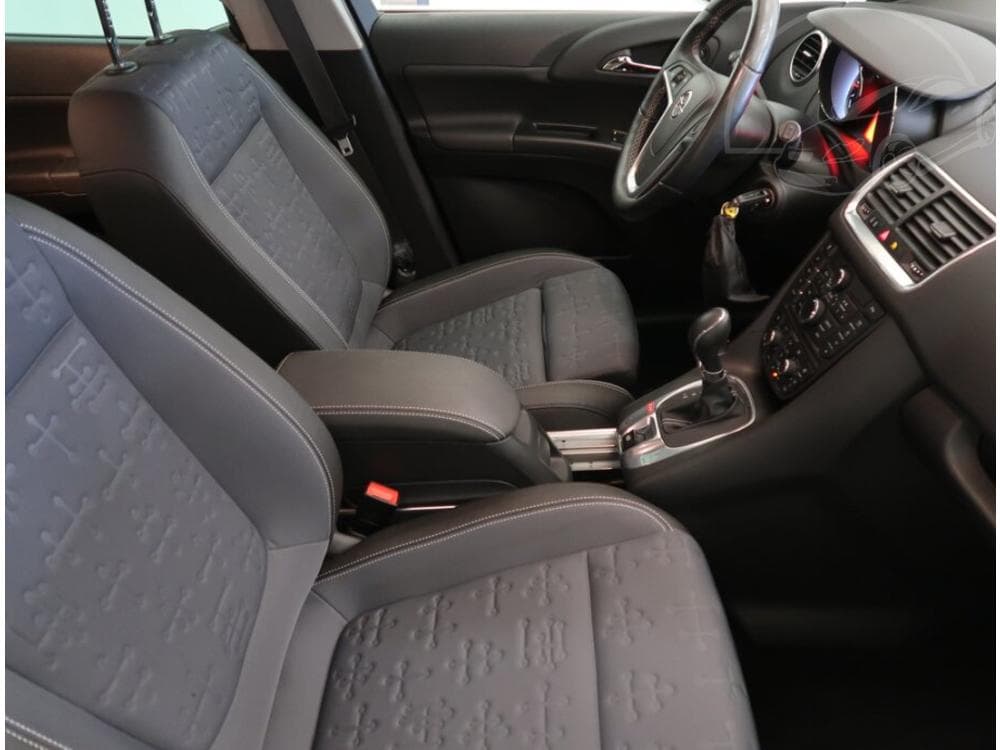 2016 Opel Meriva - 9