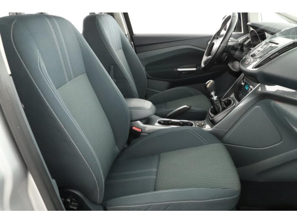 2012 Ford C-MAX - 7