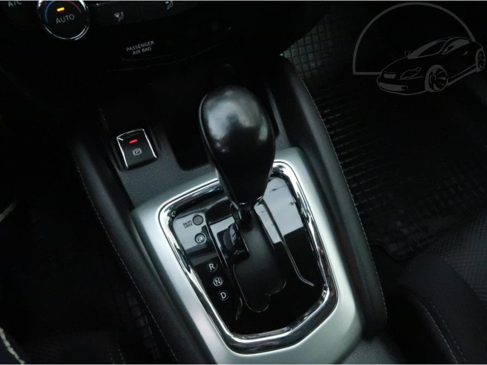 2015 Nissan Qashqai - 13