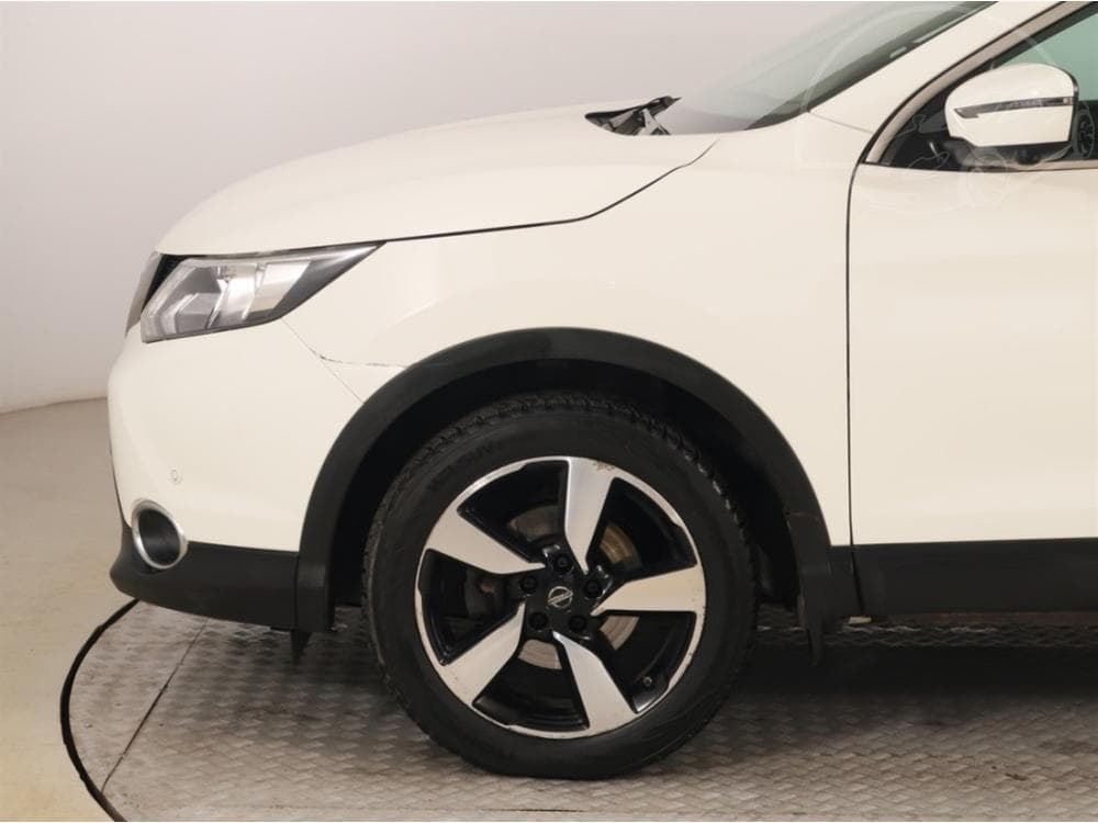 2015 Nissan Qashqai - 15