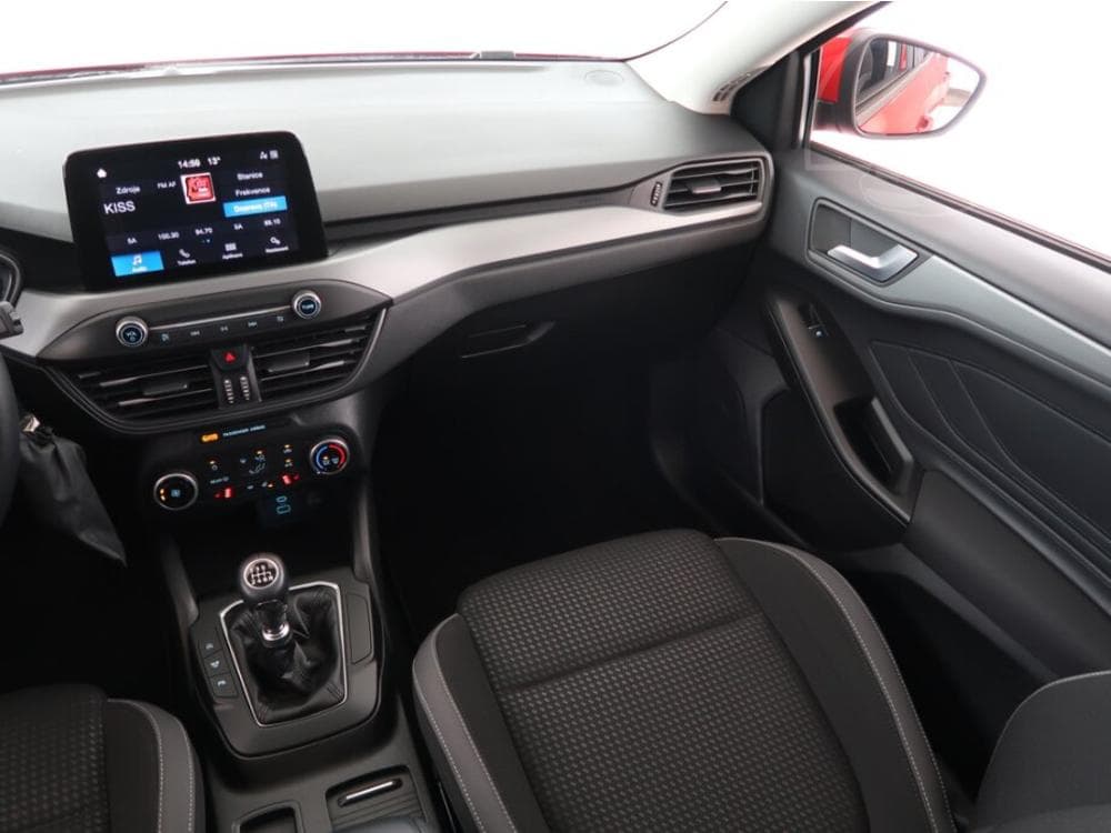 2022 Ford FOCUS - 22