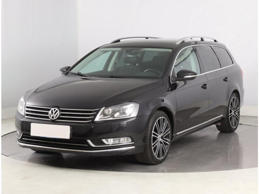 2013 Volkswagen PASSAT - 2