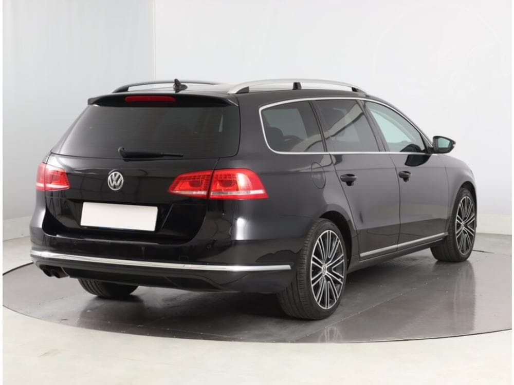 2013 Volkswagen PASSAT - 5