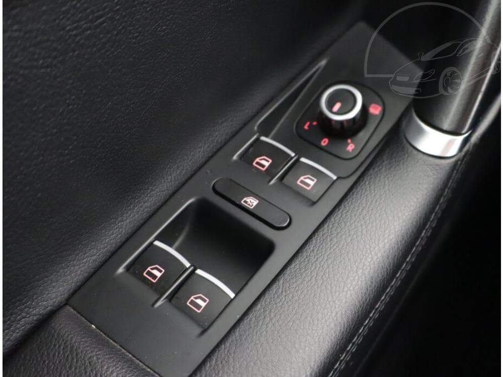 2013 Volkswagen PASSAT - 14