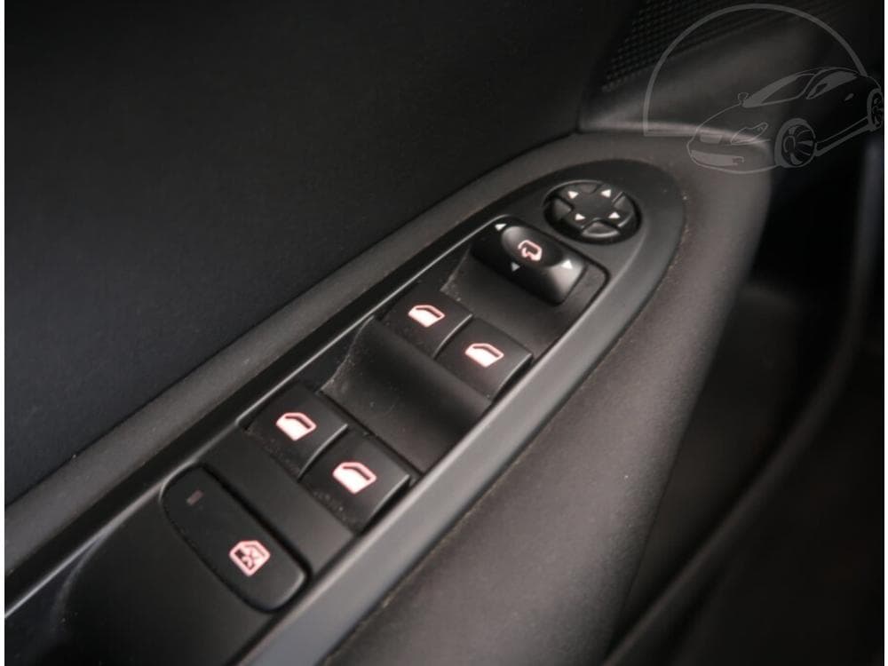 2016 Citroen C4 - 13