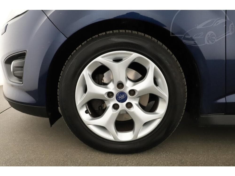 2011 Ford C-MAX - 11