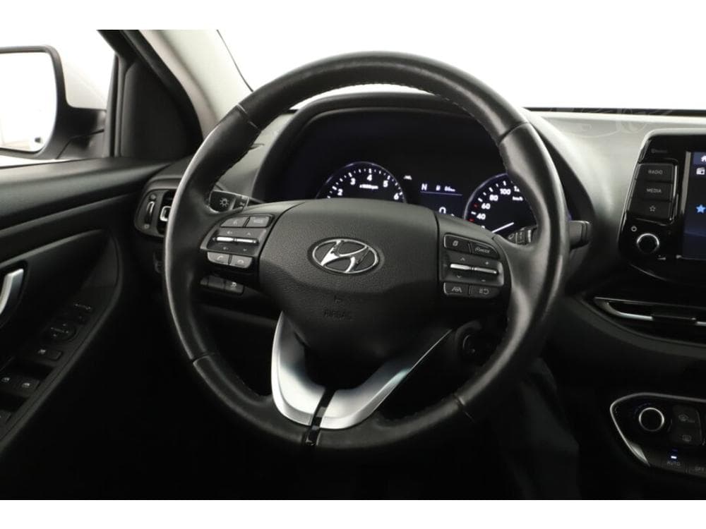 2022 Hyundai i30 - 14