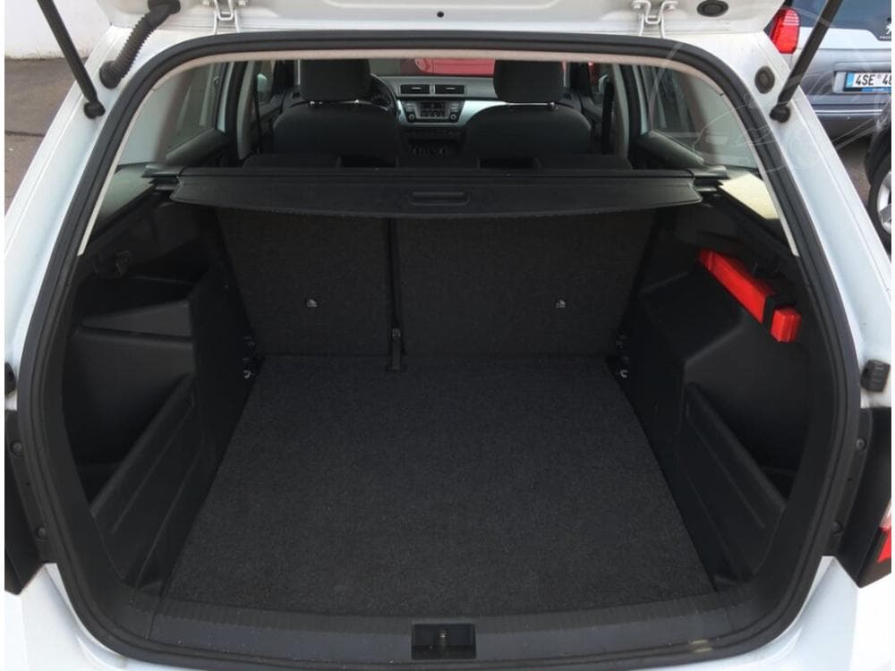 2015 Škoda FABIA - 13