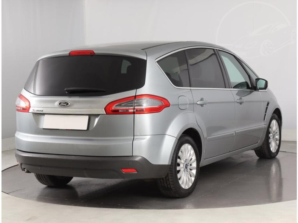 2012 Ford S-MAX - 5