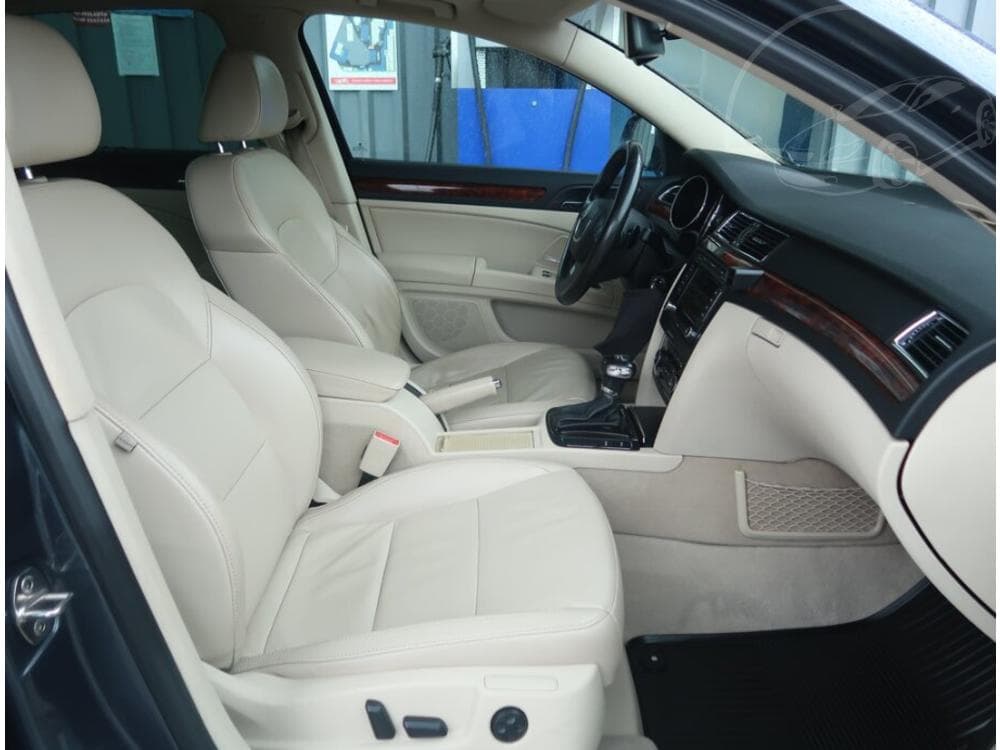 2008 Škoda SUPERB - 9