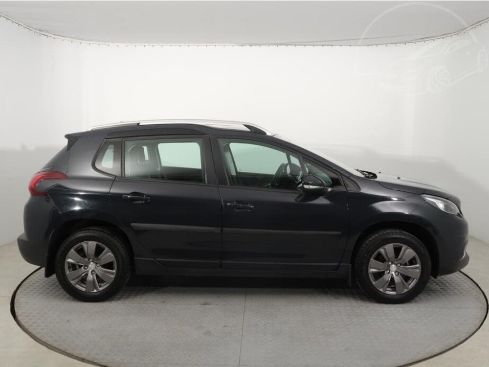 2019 Peugeot 2008 - 6