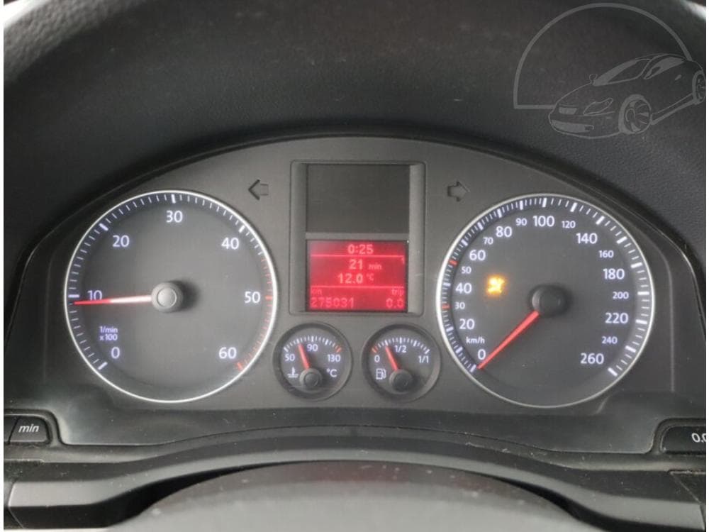 2004 Volkswagen Golf - 31