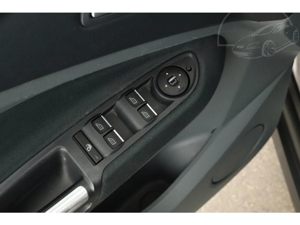 2012 Ford C-MAX - 14