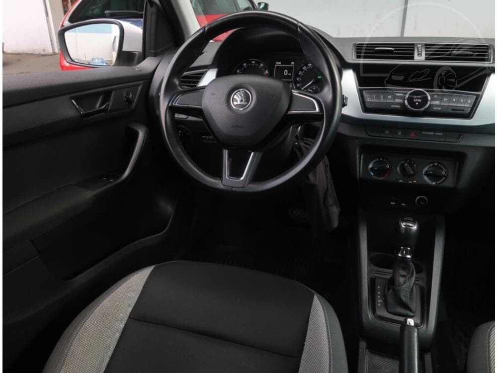 2015 Škoda FABIA - 13