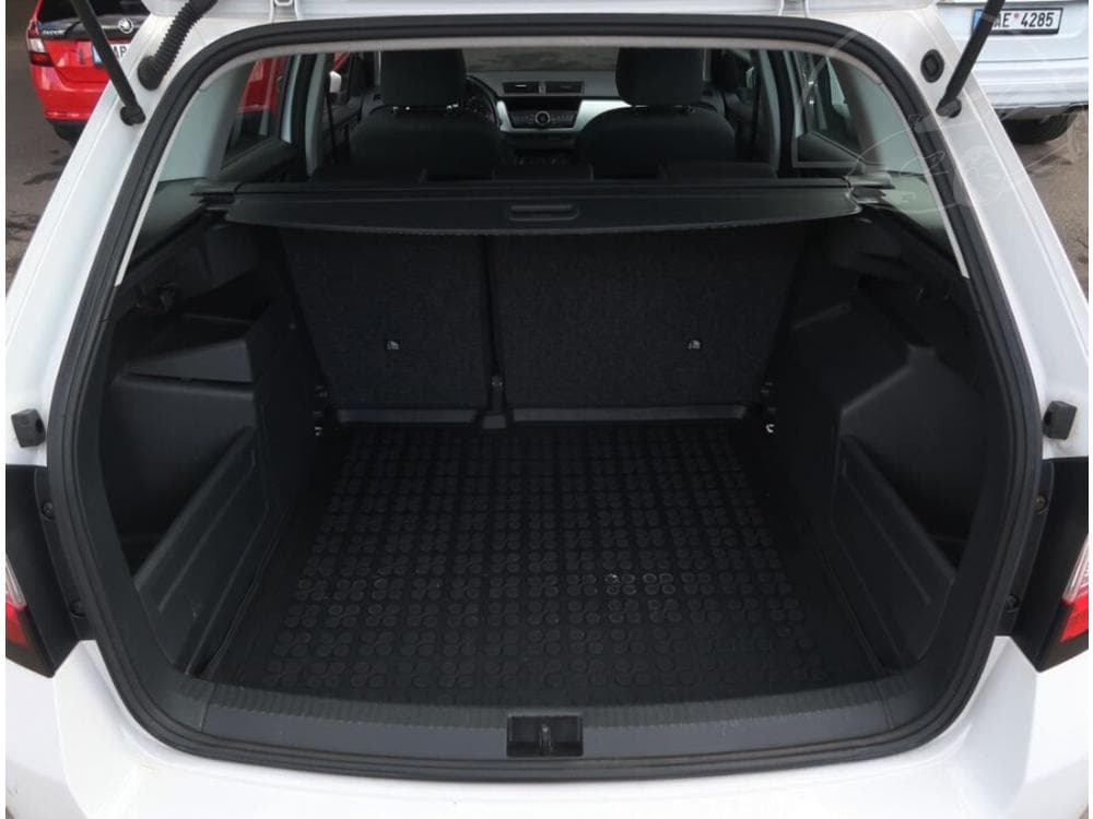 2015 Škoda FABIA - 27