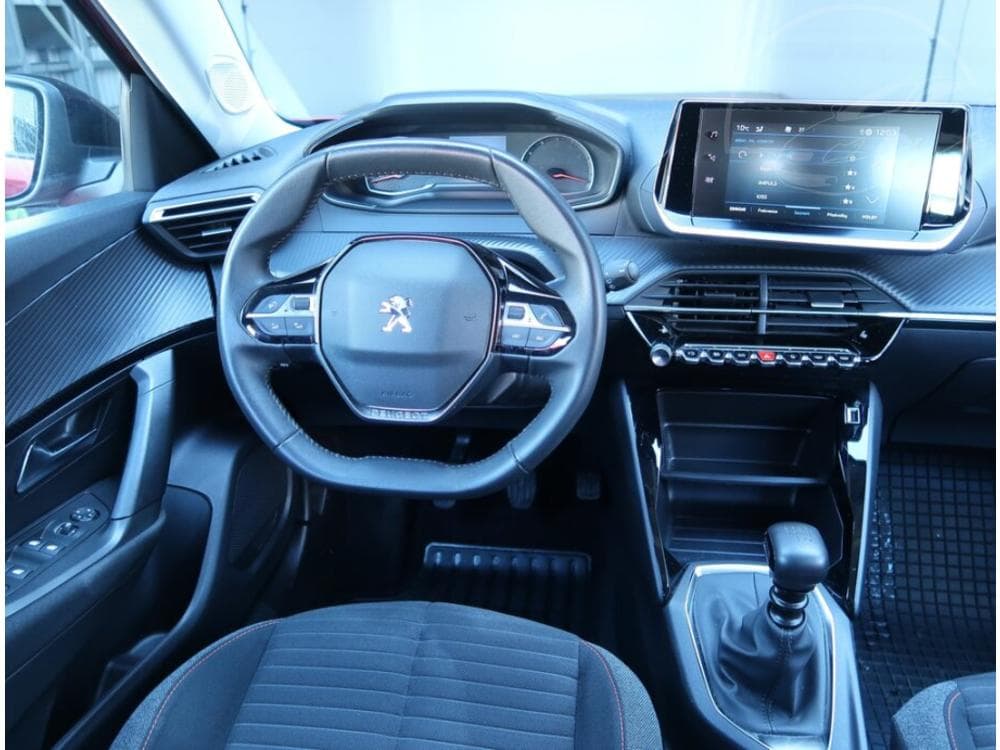 2022 Peugeot 2008 - 7