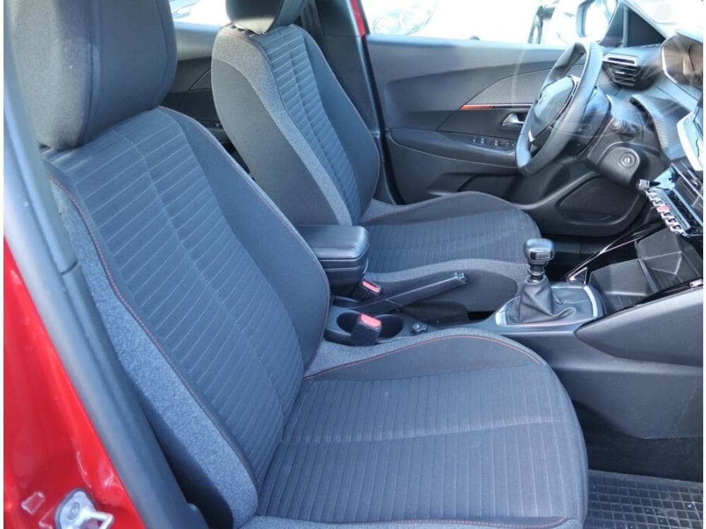 2022 Peugeot 2008 - 9