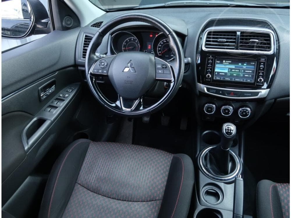 2016 Mitsubishi Asx - 7