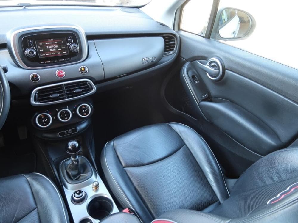 2016 Fiat 500x - 8