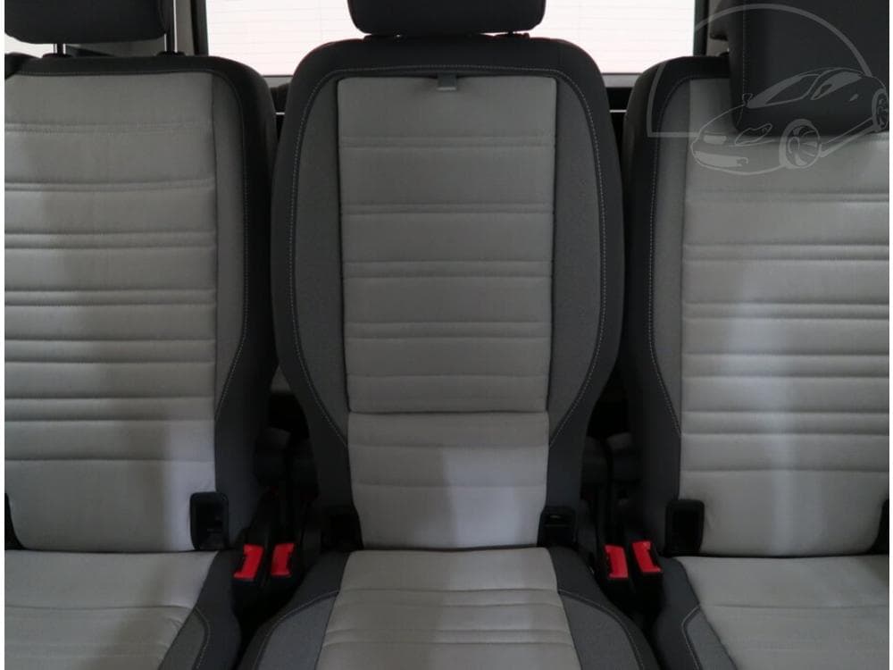 2016 Volkswagen Touran - 10