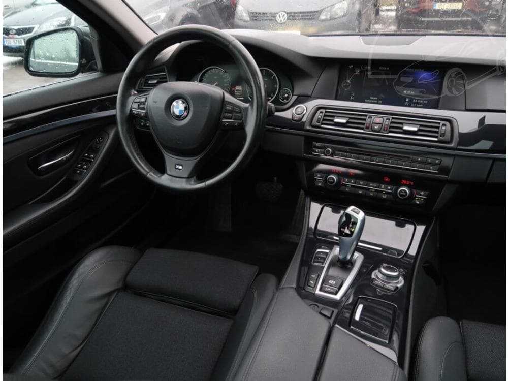 2013 BMW 5-Series - 7