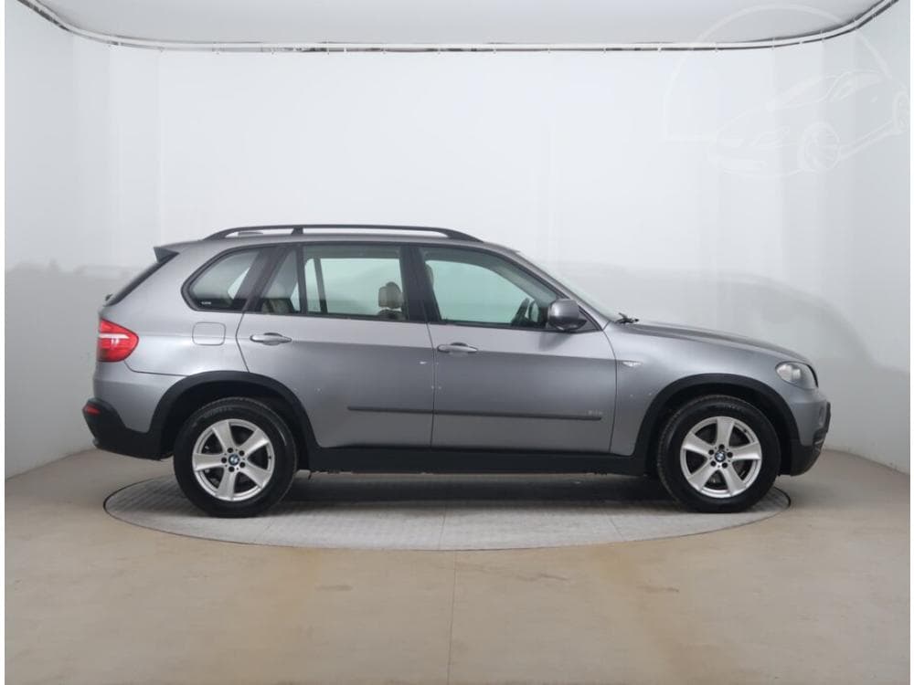 2008 BMW X5 - 11