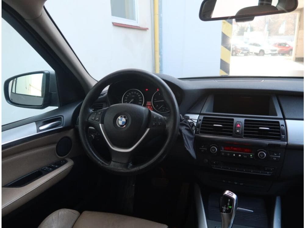 2008 BMW X5 - 13