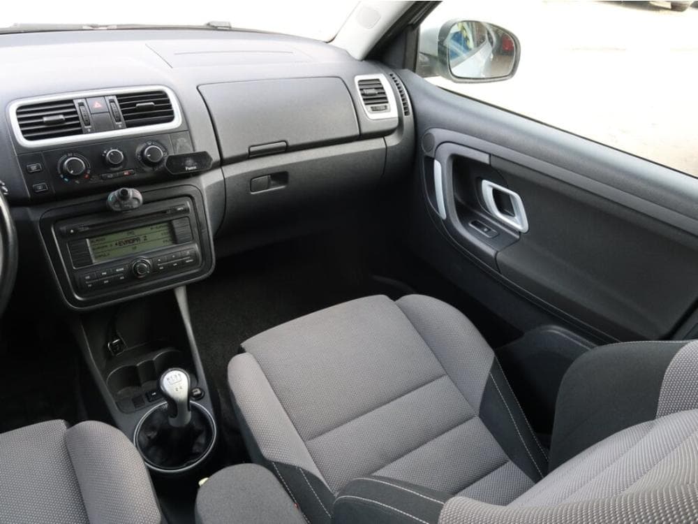 2007 Škoda FABIA - 8