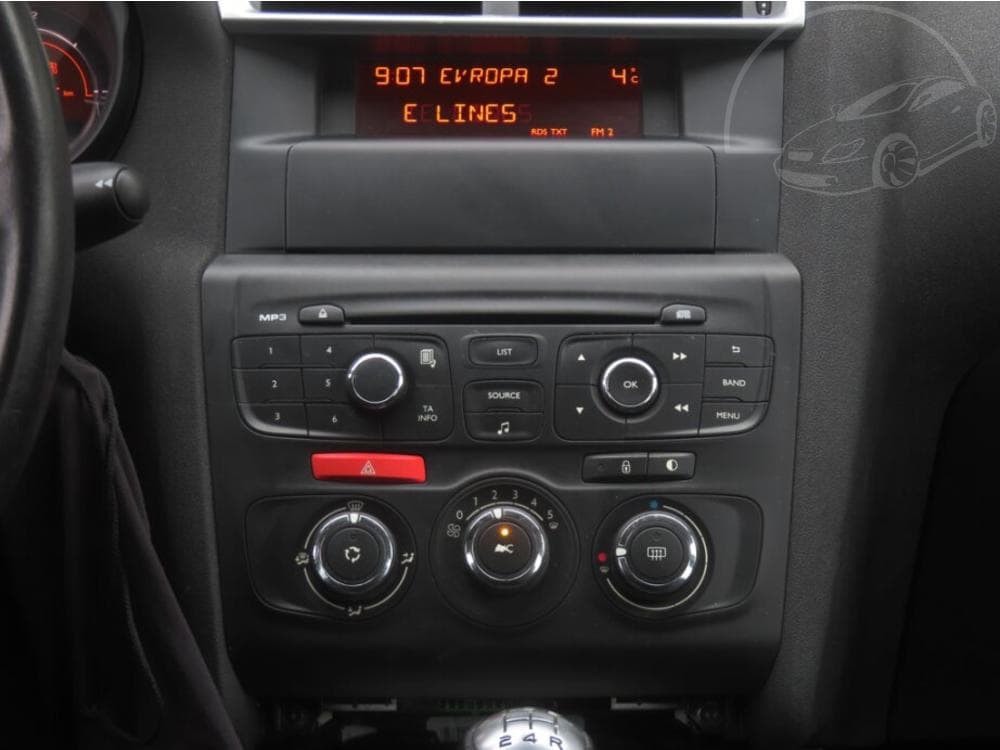 2014 Citroen C4 - 12