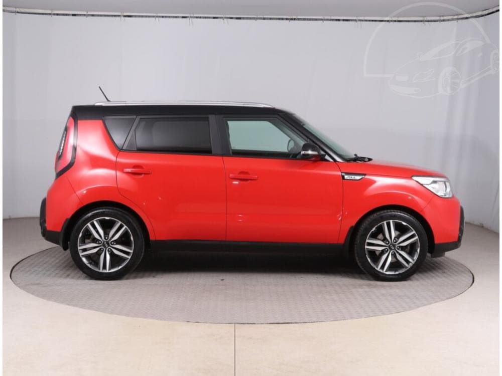 2016 Kia Soul - 11