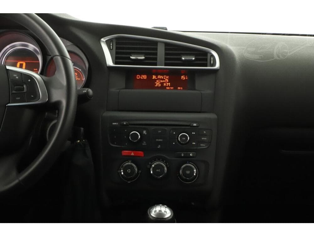 2013 Citroen C4 - 11