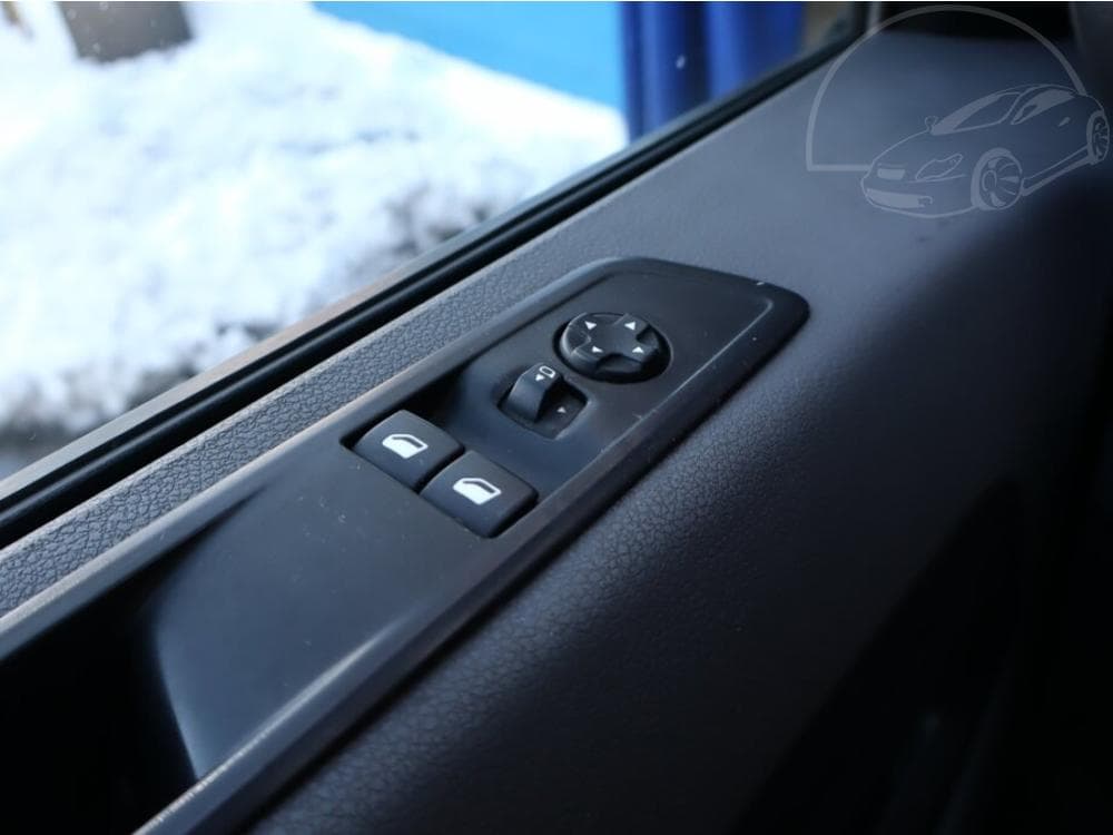 2020 Peugeot Expert - 11