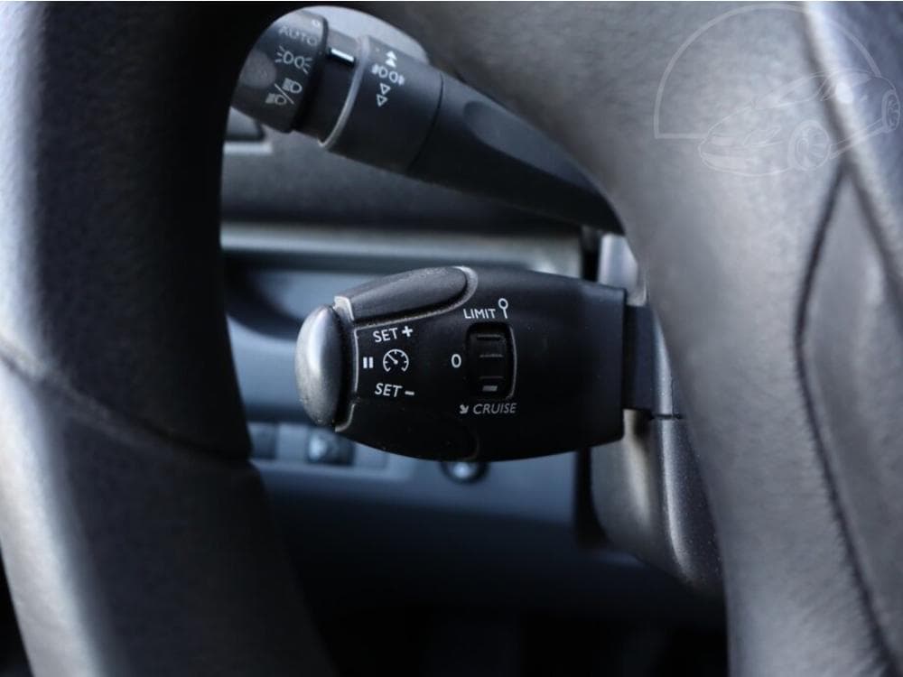 2020 Peugeot Expert - 12