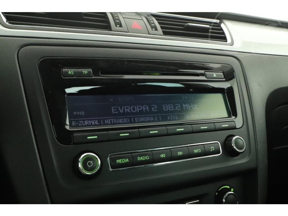 2013 Škoda RAPID - 9