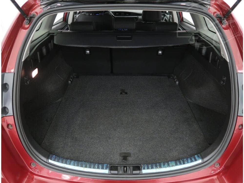 2018 Toyota Auris - 14