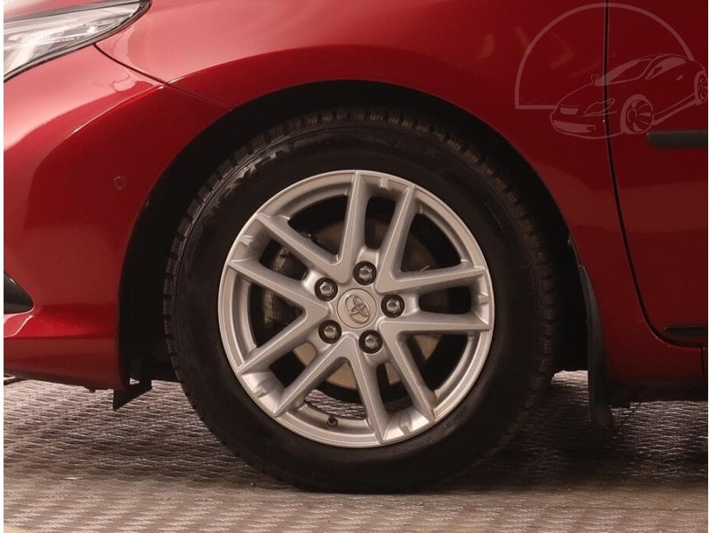 2018 Toyota Auris - 15