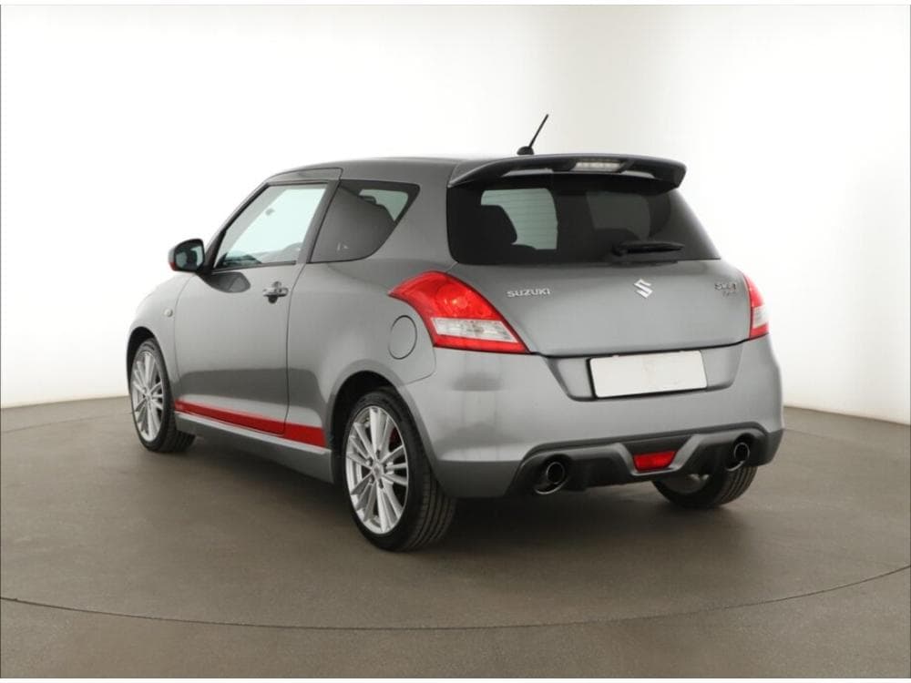 2012 Suzuki Swift - 4