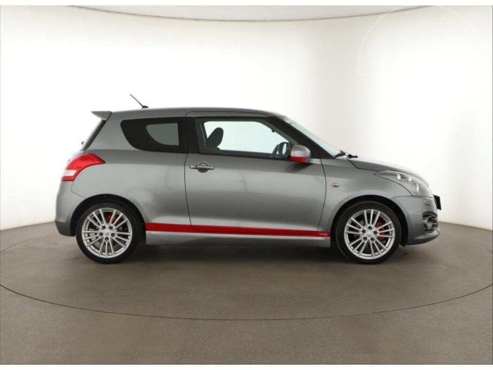 2012 Suzuki Swift - 6