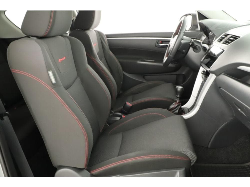 2012 Suzuki Swift - 7