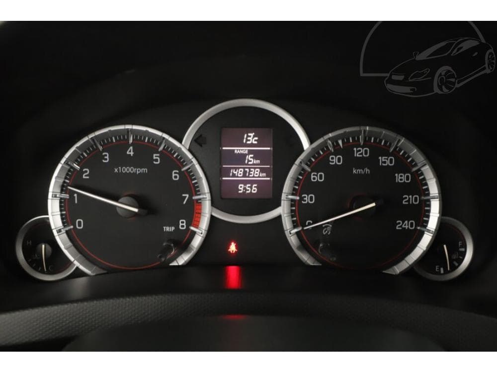 2012 Suzuki Swift - 8