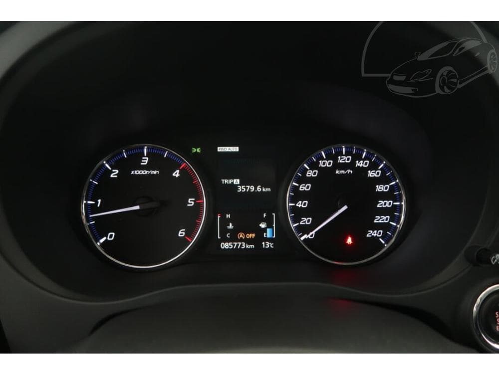 2015 Mitsubishi Outlander - 11