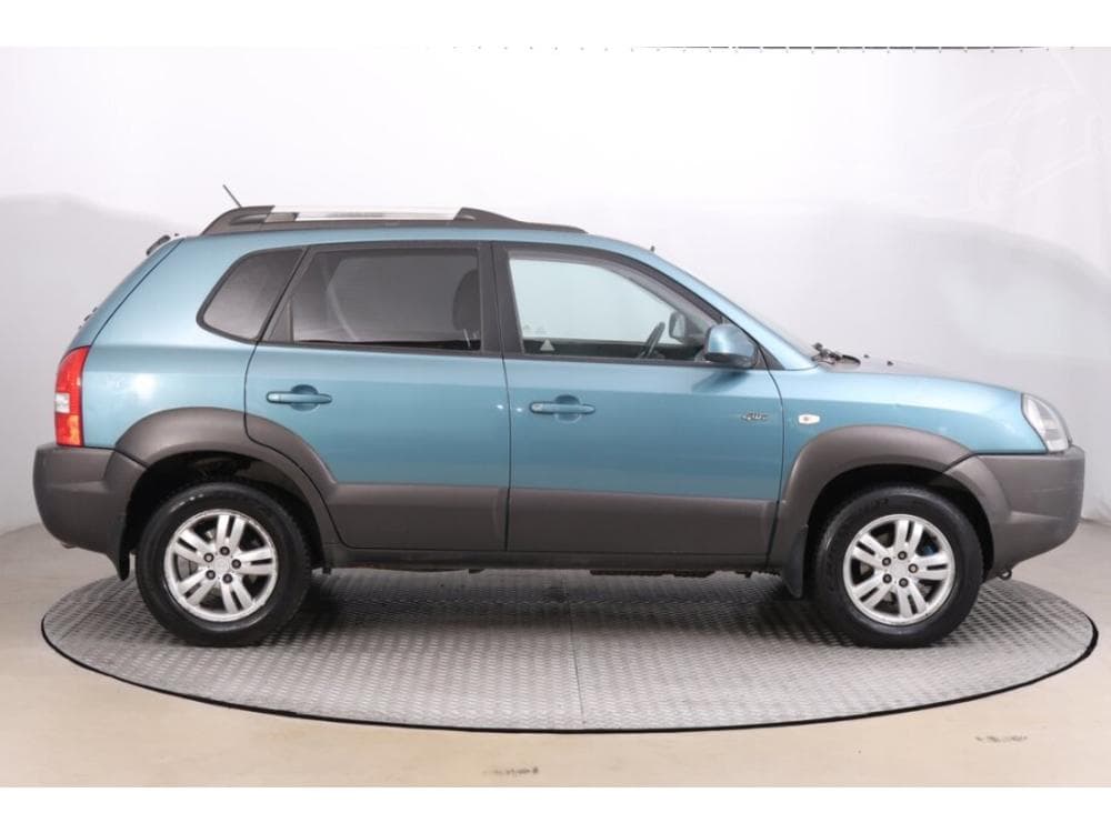 2006 Hyundai TUCSON - 16