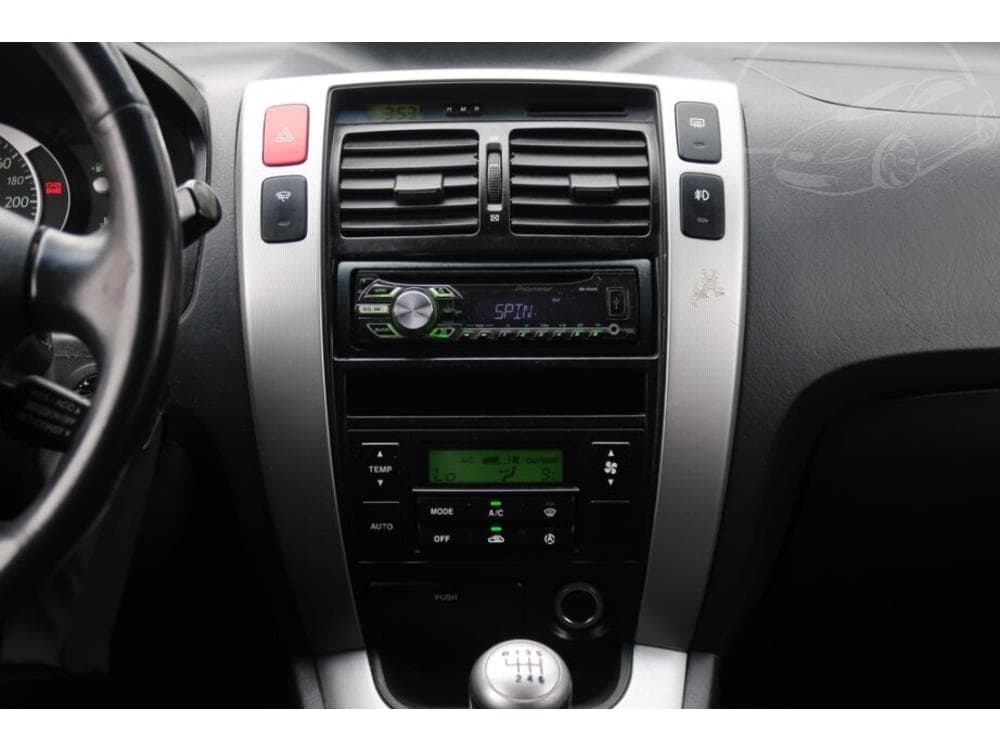 2006 Hyundai TUCSON - 34