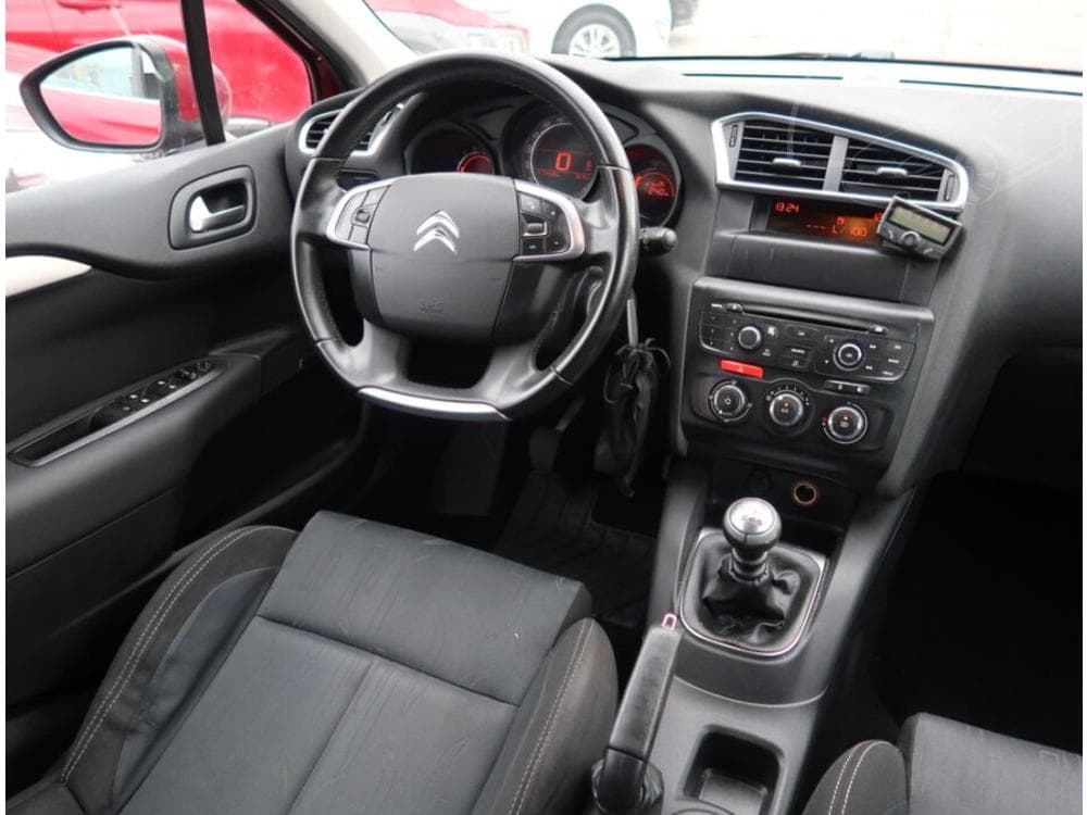 2011 Citroen C4 - 13