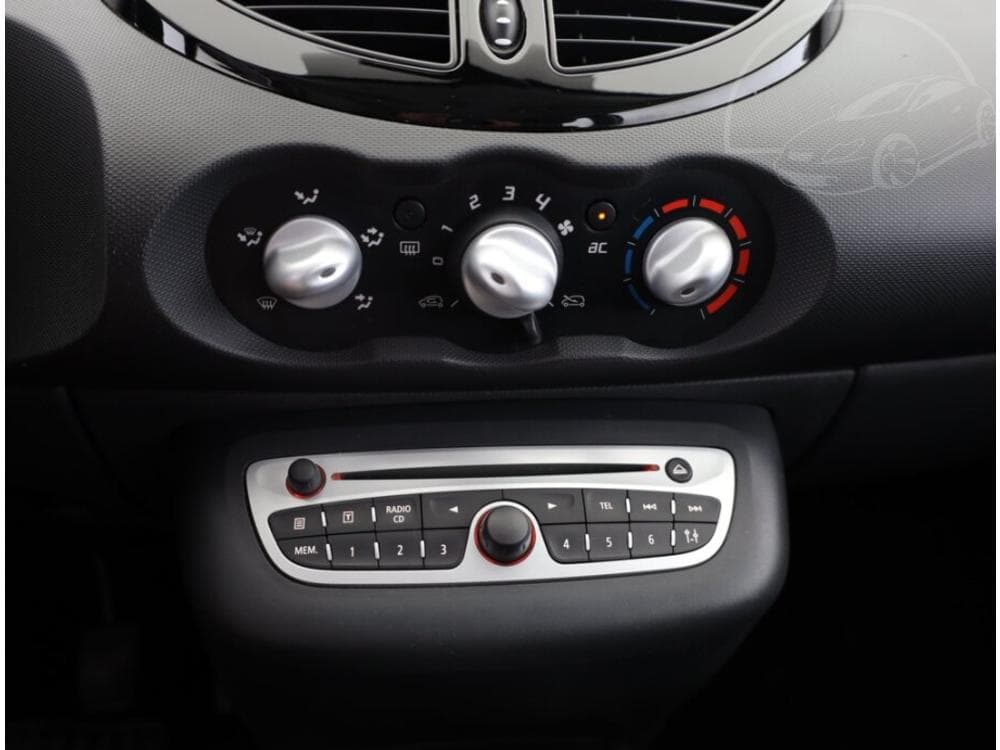 2013 Renault Twingo - 28