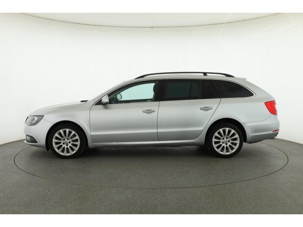 2013 Škoda SUPERB - 3