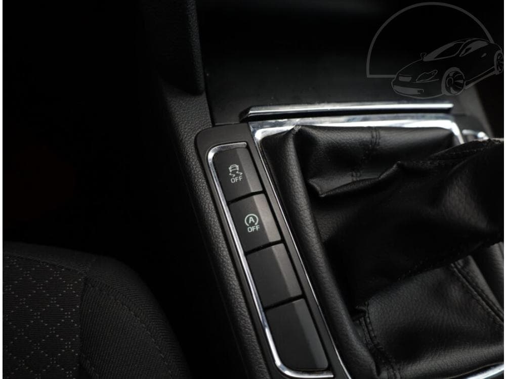 2013 Škoda SUPERB - 12