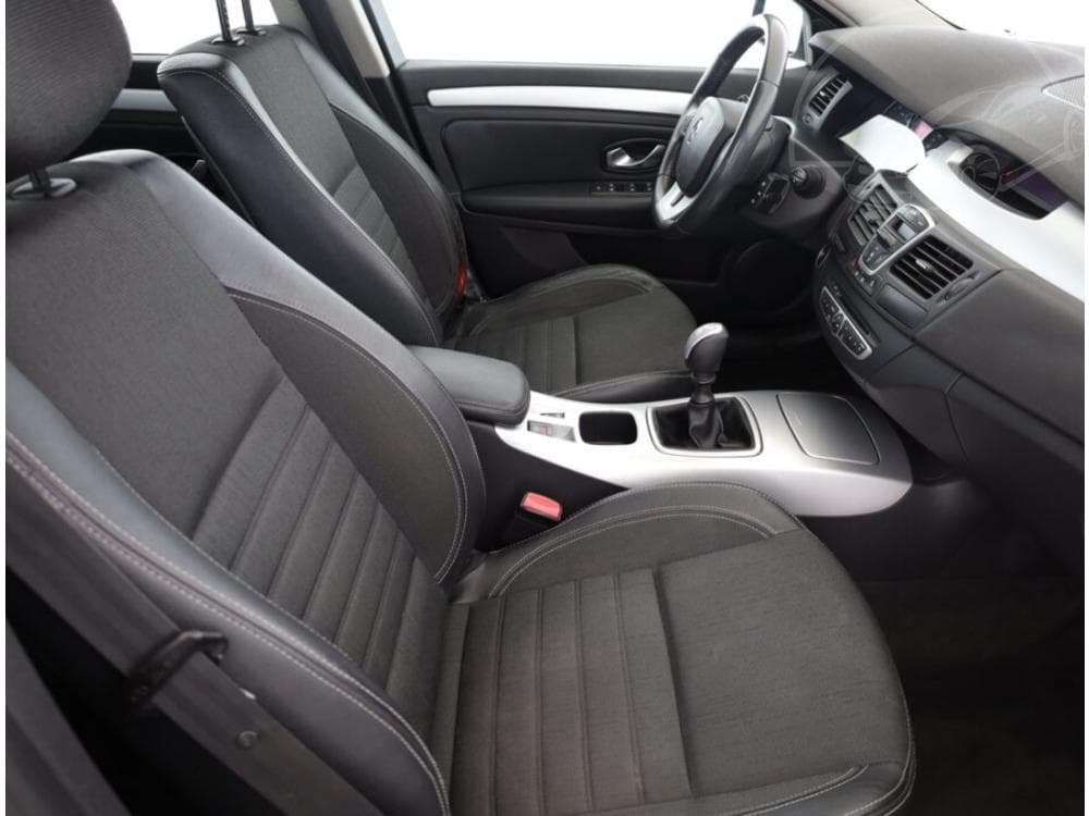 2008 Renault LAGUNA - 7