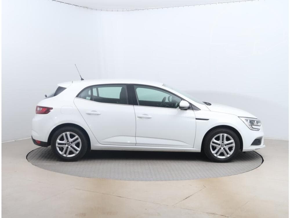 2018 Renault Megane - 6